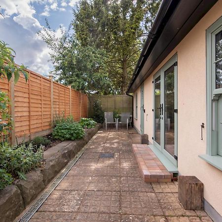Pass The Keys Charming Garden Cottage With Parking Bath Bagian luar foto